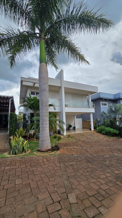 Casa para alugar em Londrina, Esperança, com 3 suítes, com 220 m², Royal Maison Residence & Resort