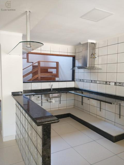 Casa à venda e para alugar em Londrina, Conjunto Habitacional Alexandre Urbanas, com 3 quartos