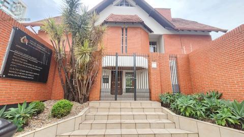 Casa para alugar em Londrina, Vila Fujita, com 5 quartos, com 320 m²