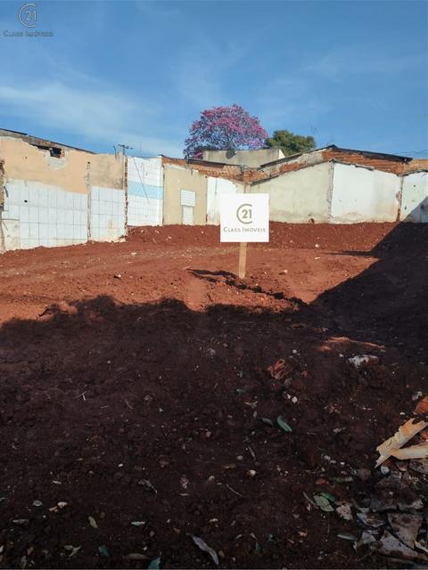 Terreno à venda em Londrina, Sebastião de Melo César, com 200 m²