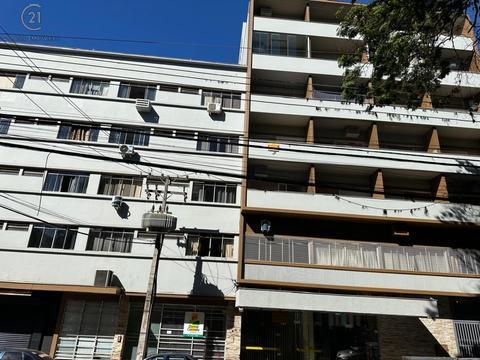 Apartamento à venda em Londrina, Centro, com 1 quarto, com 27 m²