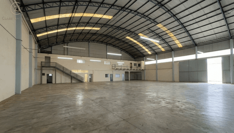 Barracão para alugar em Londrina, Tarobá, com 1180 m²
