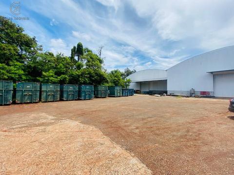 Barracão para alugar em Londrina, Yara, com 1000 m²