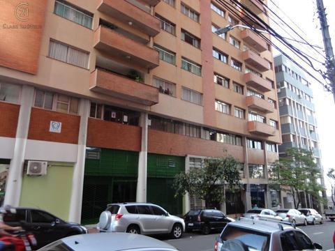 Apartamento à venda em Londrina, Centro, com 3 quartos, com 131 m², Edifício Glória