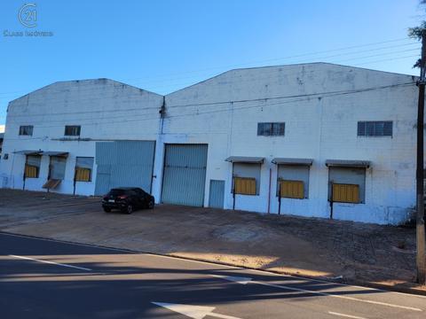 Barracão à venda e para alugar em Londrina, Helena, com 1520 m²