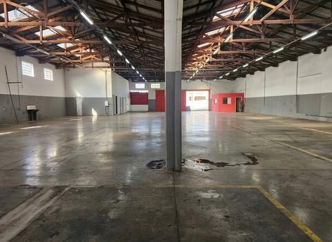 Barracão para alugar em Londrina, Portuguesa, com 1000 m²