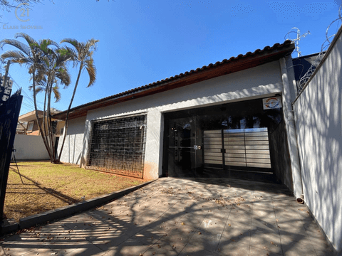 Casa para alugar em Londrina, Centro, com 3 quartos, com 213 m²
