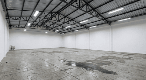 Barracão para alugar em Londrina, Antares, com 210 m²