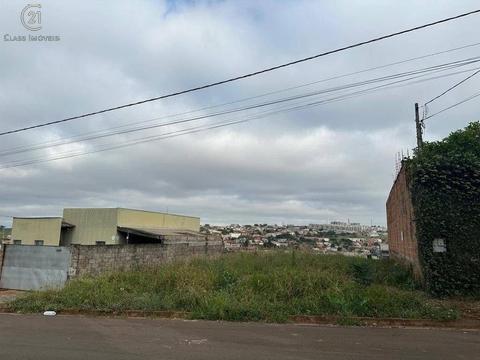 Terreno à venda em Londrina, Colúmbia, com 390 m²