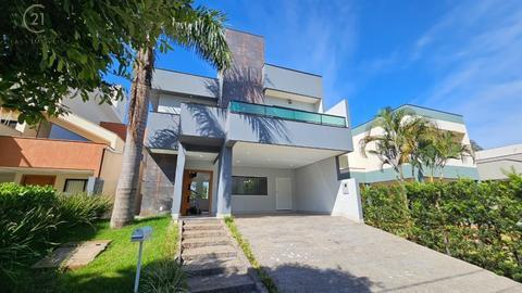 Casa à venda em Londrina, Operária, com 3 suítes, com 325 m², Golden Park