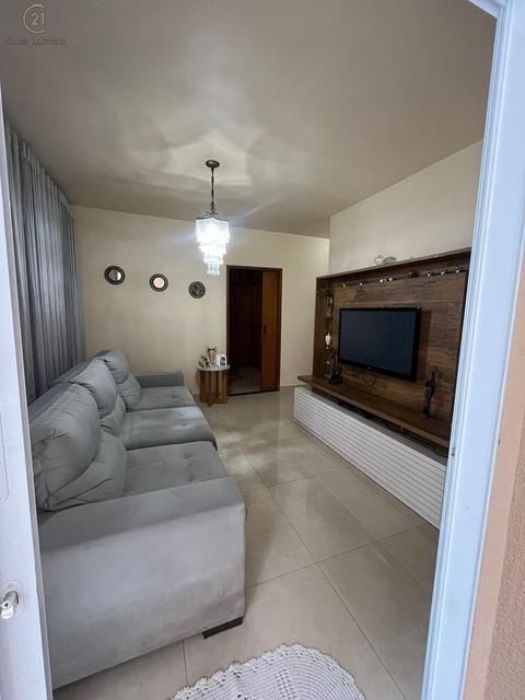 Casa à venda em Londrina, Alpes, com 3 quartos, com 160 m²
