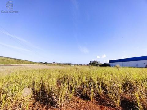Terreno à venda em Ibiporã, Pq Industrial, com 5593 m²