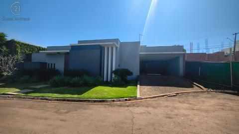 Casa à venda em Londrina, Jardim Itatiaia 2, com 2 suítes, com 165 m², Residencial Petit Ville
