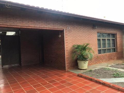 Casa para alugar em Londrina, Guanabara, com 5 quartos, com 184 m²
