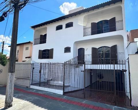 Casa para alugar em Londrina, Vila Fujita, com 3 quartos, com 350 m²