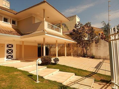 Casa para alugar em Londrina, Bela Suiça, com 3 suítes, com 300 m²